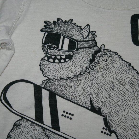 CARTERS YETI SNOWBOARD LONG SLEEVE TEE BOYS 6 CREAM EUC FUNNY GRAPHIC - Picture 2 of 11